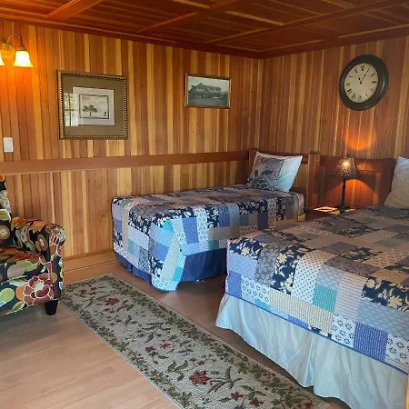 Whistling Winds Motel Lincoln City Exterior foto