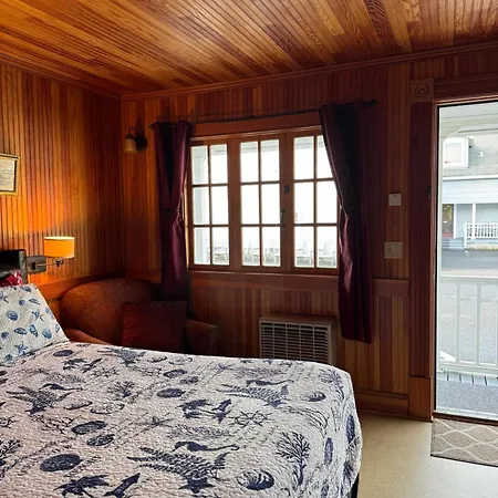 Whistling Winds Motel Lincoln City Exterior foto